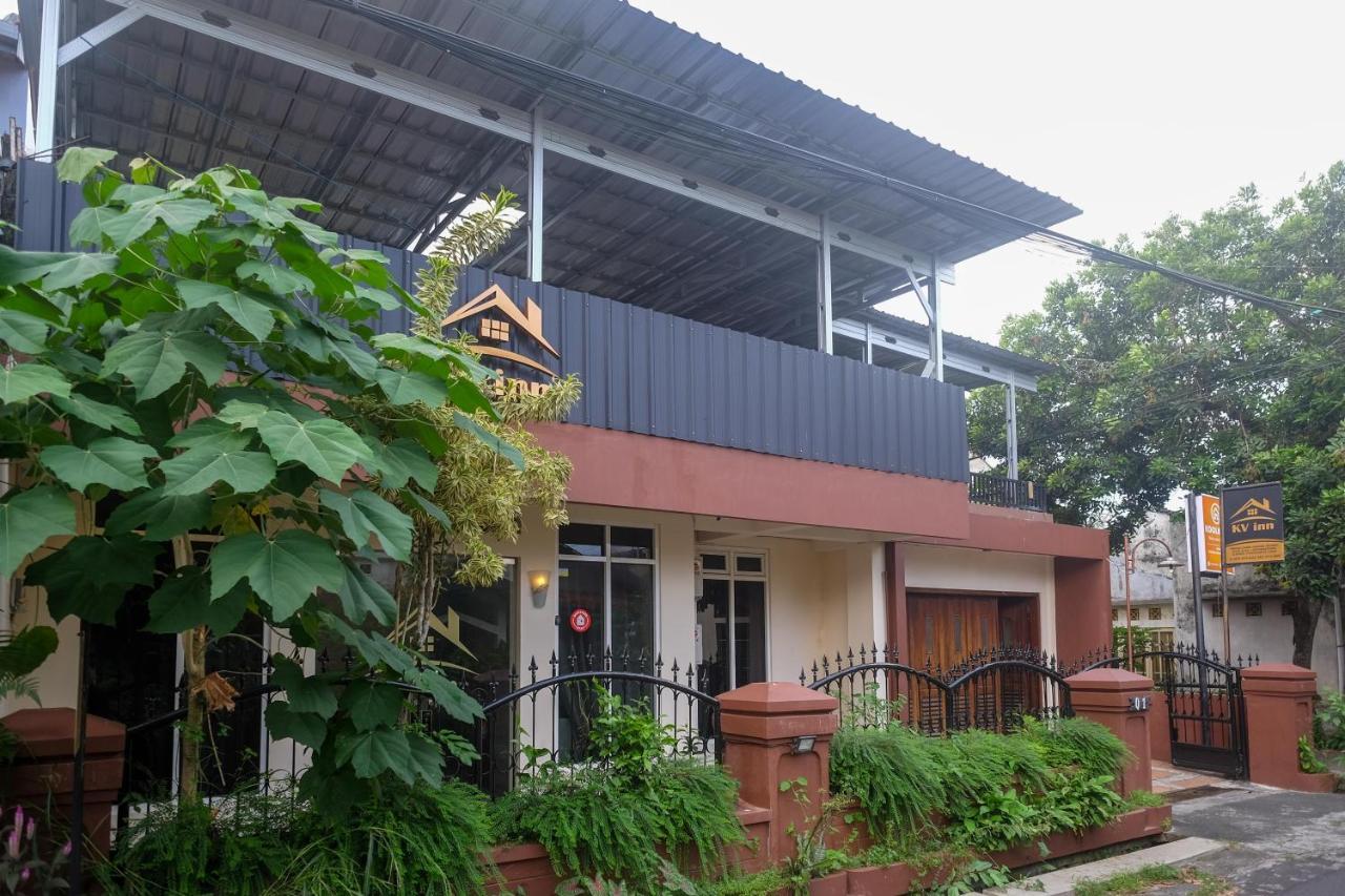 Koolkost Near Stadion Maguwoharjo Salakan Exteriér fotografie