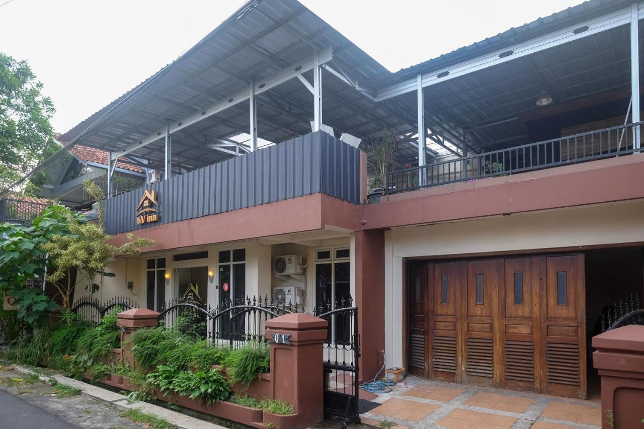 Koolkost Near Stadion Maguwoharjo Salakan Exteriér fotografie