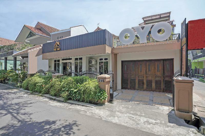 Koolkost Near Stadion Maguwoharjo Salakan Exteriér fotografie